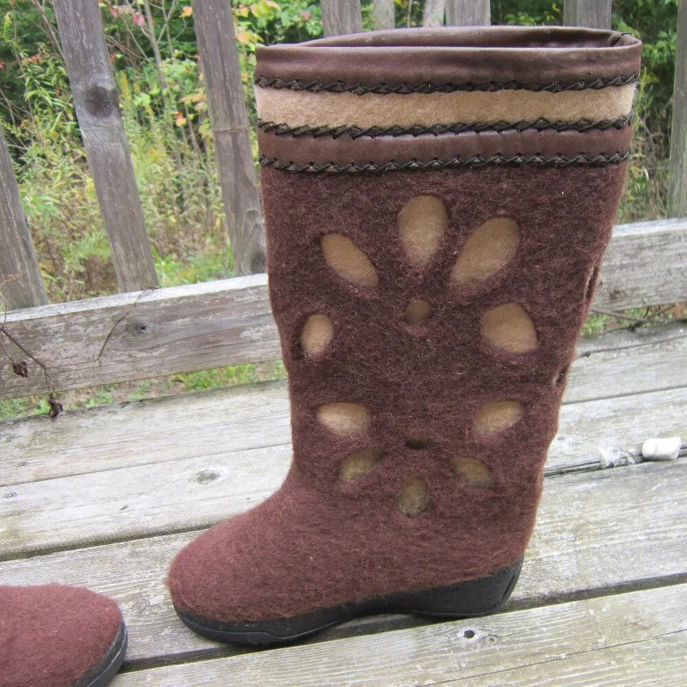 Women's Handmade Wool Boots Size 6.5/ 37 EU Latex-Free Brown Warm Boots Flower